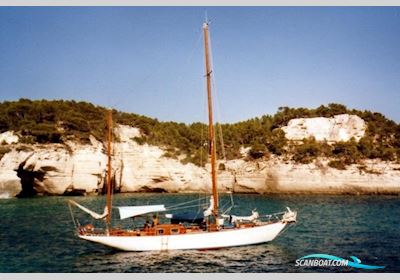 Custom Built Lomakhine Classic Teak Yawl Sejlbåd 1936, med Perkins motor, Frankrig