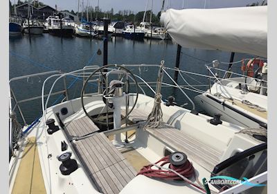 Dehler 343 Top Nova Sejlbåd 1987, med Yanmar 2GM20F
 motor, Danmark