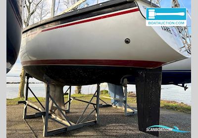 Dufour 31 Sejlbåd 1977, med Volvo Penta motor, Holland