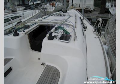 Dufour 40 Sejlbåd 2007, med Volvo D-40 motor, Frankrig