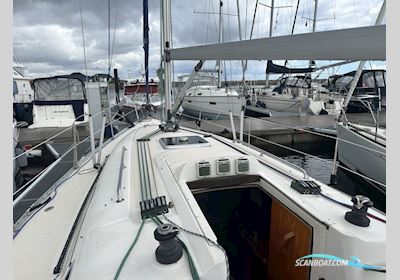 Elan 333 Sejlbåd 2006, med Yanmar 2GM20
 motor, Danmark