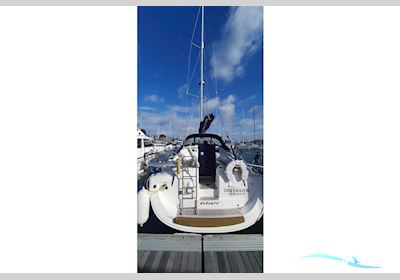 Elan 348 Sejlbåd 2008, med New Volvo Penta D2-40B 39Hp with Saildrive and 3 Blade propeller motor, England