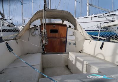 Etap 22i Sejlbåd 1989, med Tohatsu motor, Belgien