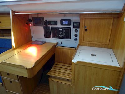 Feeling 1090 Sejlbåd 1987, med Volvo Penta MD2000 motor, Holland
