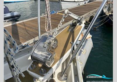 Freedom 35 Sejlbåd 1981, med Beta Marine motor, England