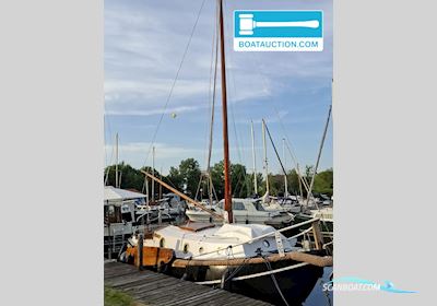 Grundel Platbodem Sejlbåd 1975, med Peugeot Indenor motor, Holland