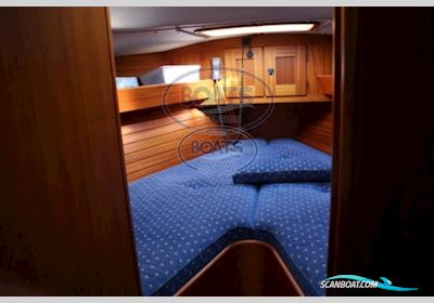 HALLBERG RASSY  31 SCANDINAVIA Sejlbåd 2001, med VOLVO PENTA motor, Frankrig