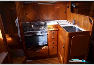 HALLBERG RASSY  31 SCANDINAVIA Sejlbåd 2001, med VOLVO PENTA motor, Frankrig