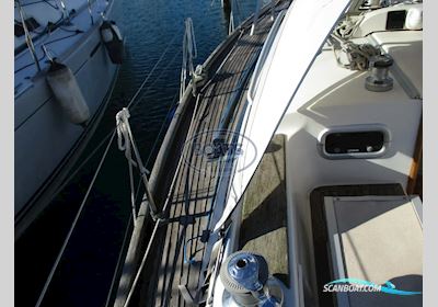 HALLBERG RASSY  34 Sejlbåd 1997, med VOLVO motor, Frankrig