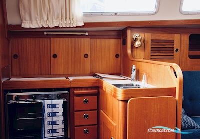 Hallberg Rassy 34 Sejlbåd 1996, Holland