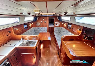 Hallberg-Rassy 34 Sejlbåd 1994, med Volvo Penta MD2030B motor, Grækenland