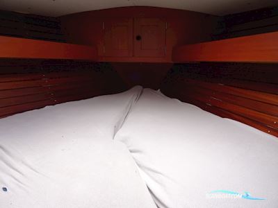 Hallberg Rassy 352 Mkii Sejlbåd 1982, med Volvo Penta D2 55 motor, Holland