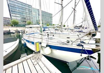 Hallberg Rassy 38 Sejlbåd 1979, med Volvo Penta D2-75
 motor, Danmark