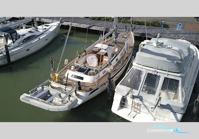 Hallberg-Rassy 43 Sejlbåd 2003, med Nieuwe Motor 2022 motor, Finland