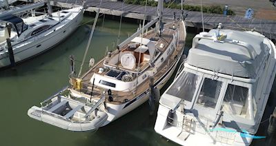 Hallberg-Rassy 43 Sejlbåd 2003, med Nieuwe Motor 2022 motor, Finland