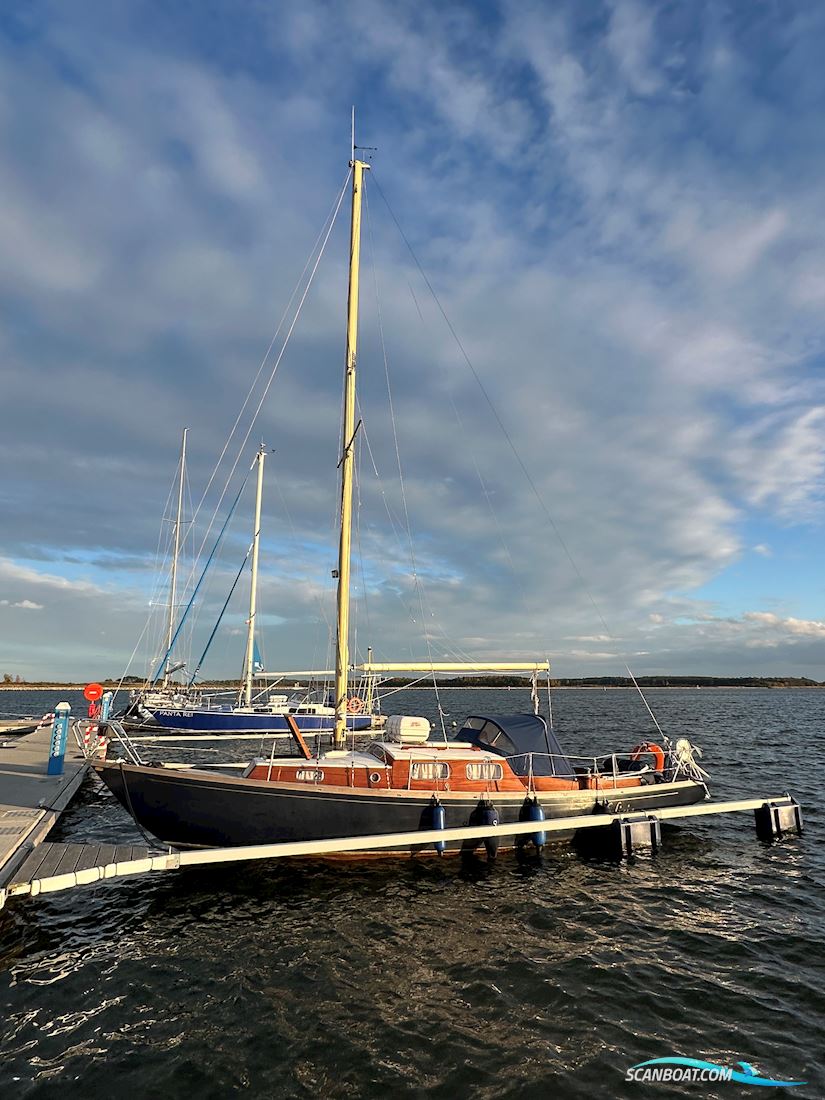 Hallberg-Rassy P 28 Sejlbåd 1974, med Yanmar 2GM20F motor, Polen