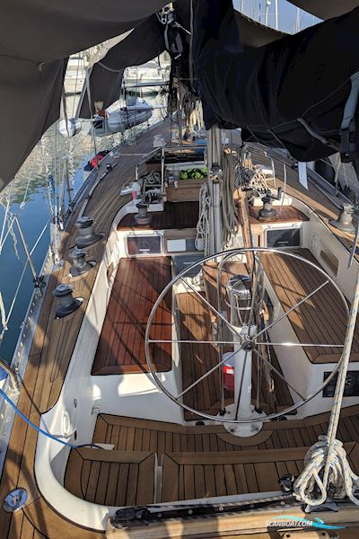 Helmsman Bosun Queen 55 Sejlbåd 1981, med Perkins motor, Frankrig