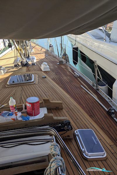 Helmsman Bosun Queen 55 Sejlbåd 1981, med Perkins motor, Frankrig