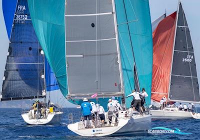 Italia 11.98 Sejlbåd 2022, med Volvo D1-30 motor, Frankrig