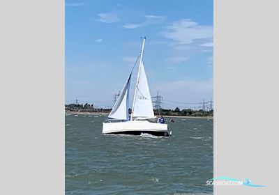 Jeanneau Sun 2500 Sejlbåd 2005, med Yanmar IGM10 motor, England