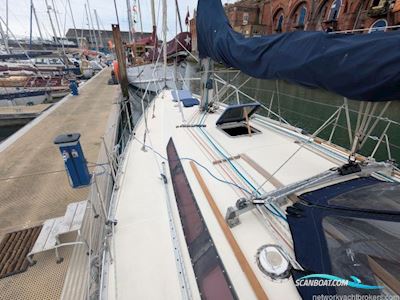 Jeanneau Sun Fizz 40 Sejlbåd 1985, med Perkins 4018 motor, England