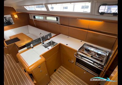 Jeanneau Sun Odyssey 409 - SOLGT/SOLD Sejlbåd 2015, med Yanmar 3JH5-CE motor, Danmark