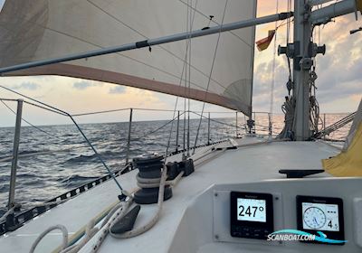 Jouet 37 Sejlbåd 1979, med Lombardini motor, Martinique