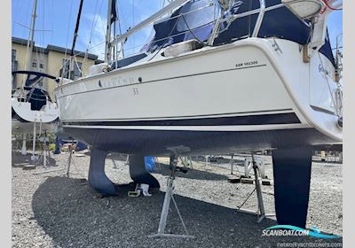 Legend 33 Sejlbåd 2015, med Yanmar motor, England