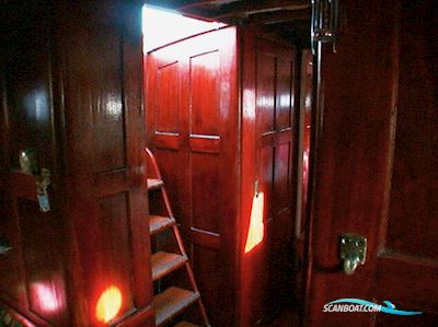 M/Y Mariana Catharina Sejlbåd 1911, med Motor/Styrka Volvo Penta Diesel/110 hk 6 Cyl motor, Sverige