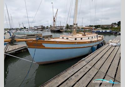 Maurice Griffiths One Off Traditional Built Wooden Sailing Yacht Sejlbåd 1962, med Perkins 4.107 motor, England