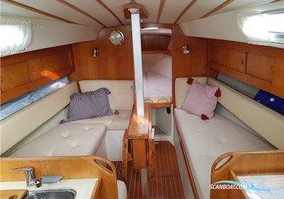 Maxi 33 Sejlbåd 1988, med Volvo Penta D1-30F motor, Sverige