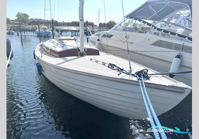 Nordisk folkebåd Sejlbåd 2024, med Engine type Honda,Hk 2,3,benzin motor, Danmark