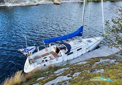 Omega 34 Sejlbåd 1983, med Yanmar 2GM20F motor, Finland