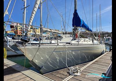 Sigma 41 Sejlbåd 1983, med Beta Marine motor, Portugal