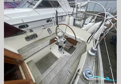 Sovereign 32 Deck saloon Sejlbåd 1990, med Thornycroft motor, England