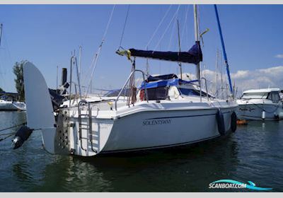 Sportina 700 Sejlbåd 2007, med Yamaha 5 motor, England