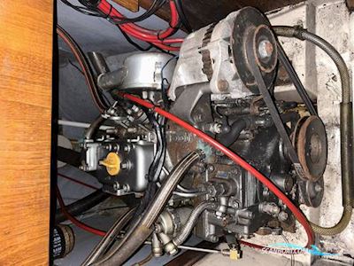 Vancouver 28 Sejlbåd 1989, med Yanmar 2GM 20 motor, England