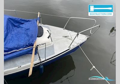 Kajuitzeilboot 700 Småbåt 2024, med Johnson motor, Holland