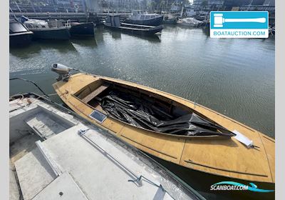 Motorboat 600 Småbåt , med Honda motor, Holland