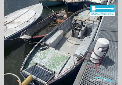 Vlet 700 Småbåt , med onbekend motor, Holland