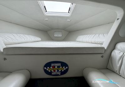 Scarab 33 Avs Speedbåd 2001, med Mercruiser motor, Tyskland