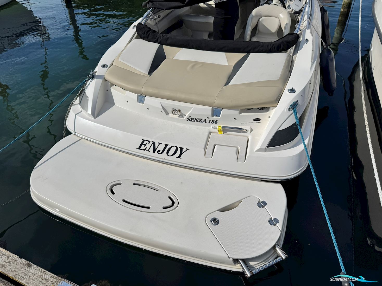 Larson Senza 186 Sportsboot 2006, mit Volvo Penta 4,3 Gxi (225) motor, Dänemark