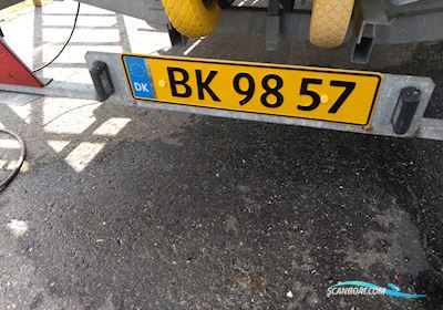 Uttern 5602 Sportsboot 2001, mit Mercury 115 Efi motor, Dänemark