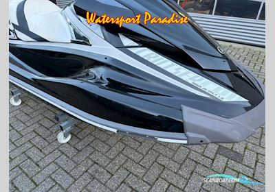 Yamaha VX Cruiser HO Waterscooters en Jetski 2016, met Yamaha motor, The Netherlands
