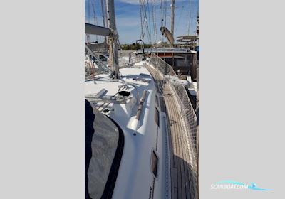 Beneteau Oceanis 423 Clipper Performance Workship 2005, with Yanmar engine, France