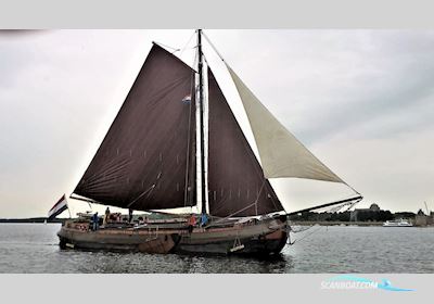 Tjalk Woon-charter tjalk Workship 1905, with Gardner engine, The Netherlands