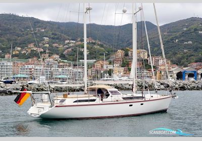 Amel 54 Zeilboten 2010, met Volvo Penta D3-110 motor, Italië