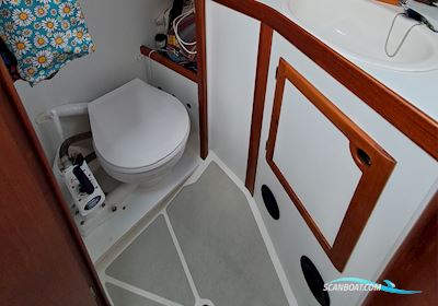 Avance 36 Zeilboten 2004, met Yanmar 2GM 18hp motor, France