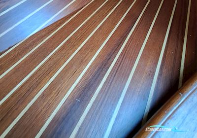 Avance 36 Zeilboten 2004, met Yanmar 2GM 18hp motor, France