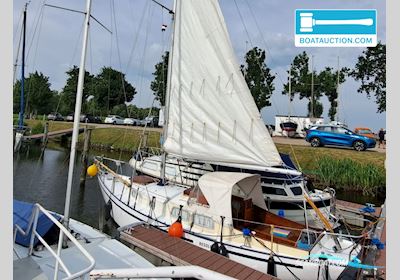 Baron Van Höevell S-Spant Zeilboten 1958, met Albin 0-21 motor, The Netherlands